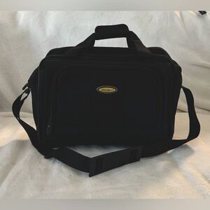 Eddie Bauer hand luggage and laptop bag